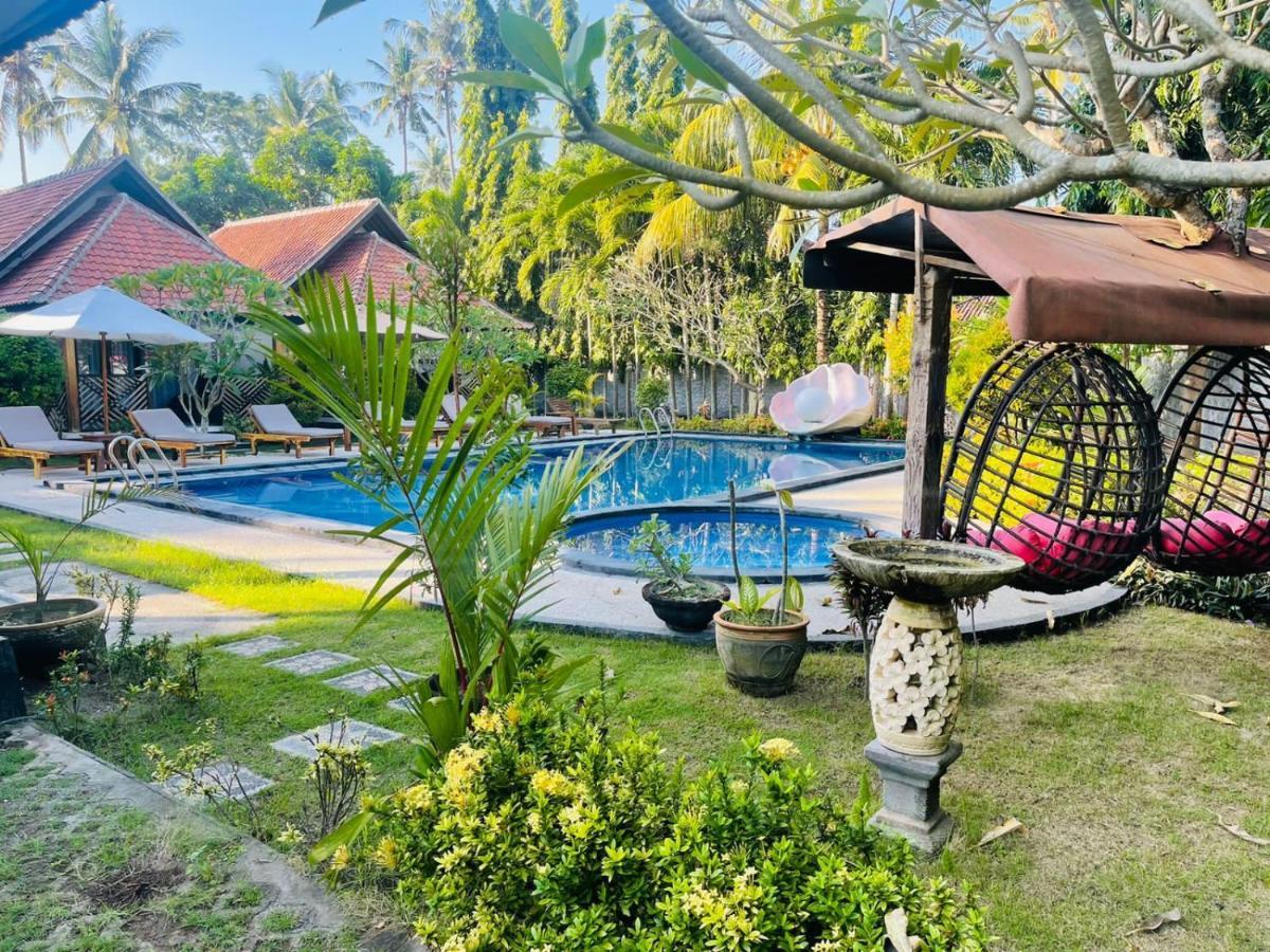 Hotel Mutiara Bali Candidasa Esterno foto