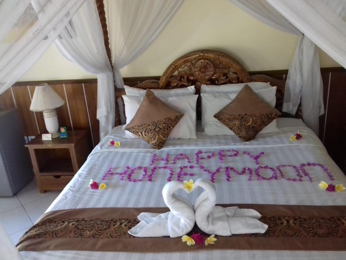 Hotel Mutiara Bali Candidasa Esterno foto