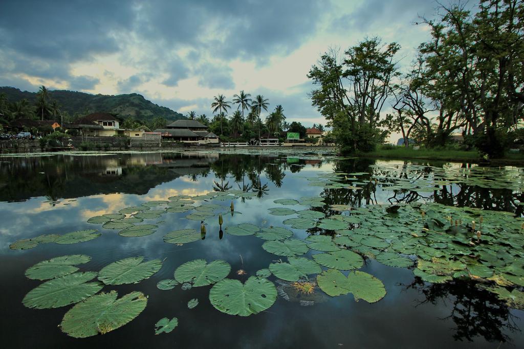 Hotel Mutiara Bali Candidasa Esterno foto