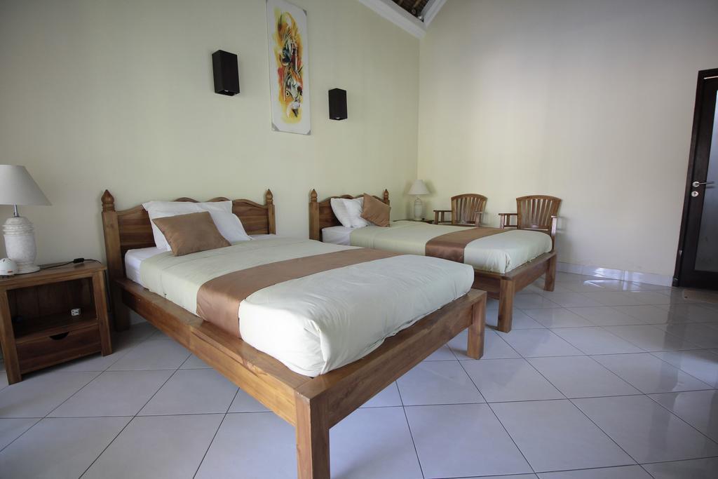 Hotel Mutiara Bali Candidasa Esterno foto