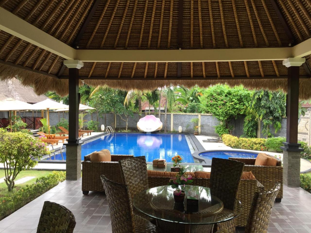 Hotel Mutiara Bali Candidasa Esterno foto