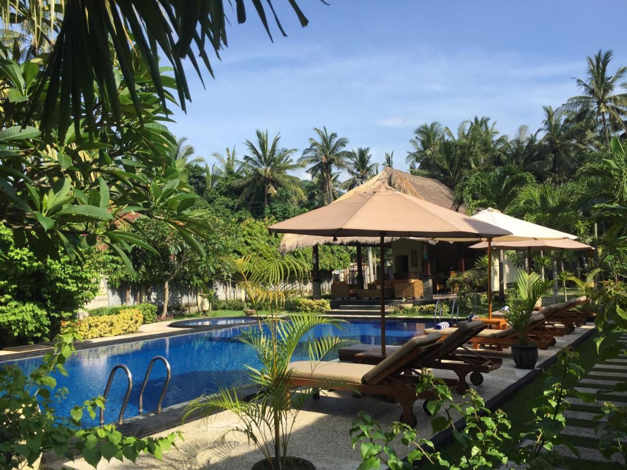 Hotel Mutiara Bali Candidasa Esterno foto