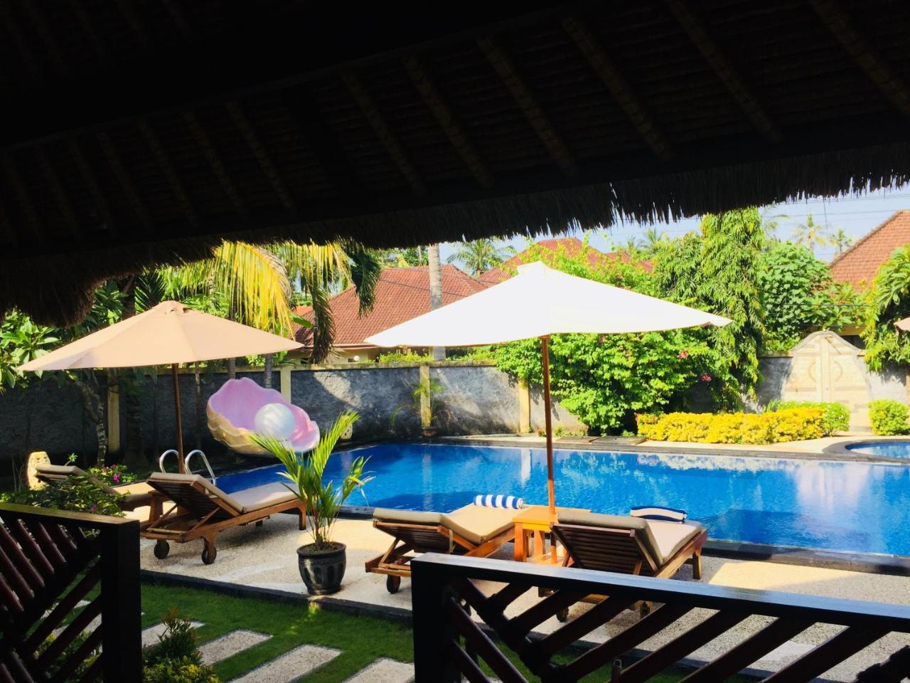 Hotel Mutiara Bali Candidasa Esterno foto