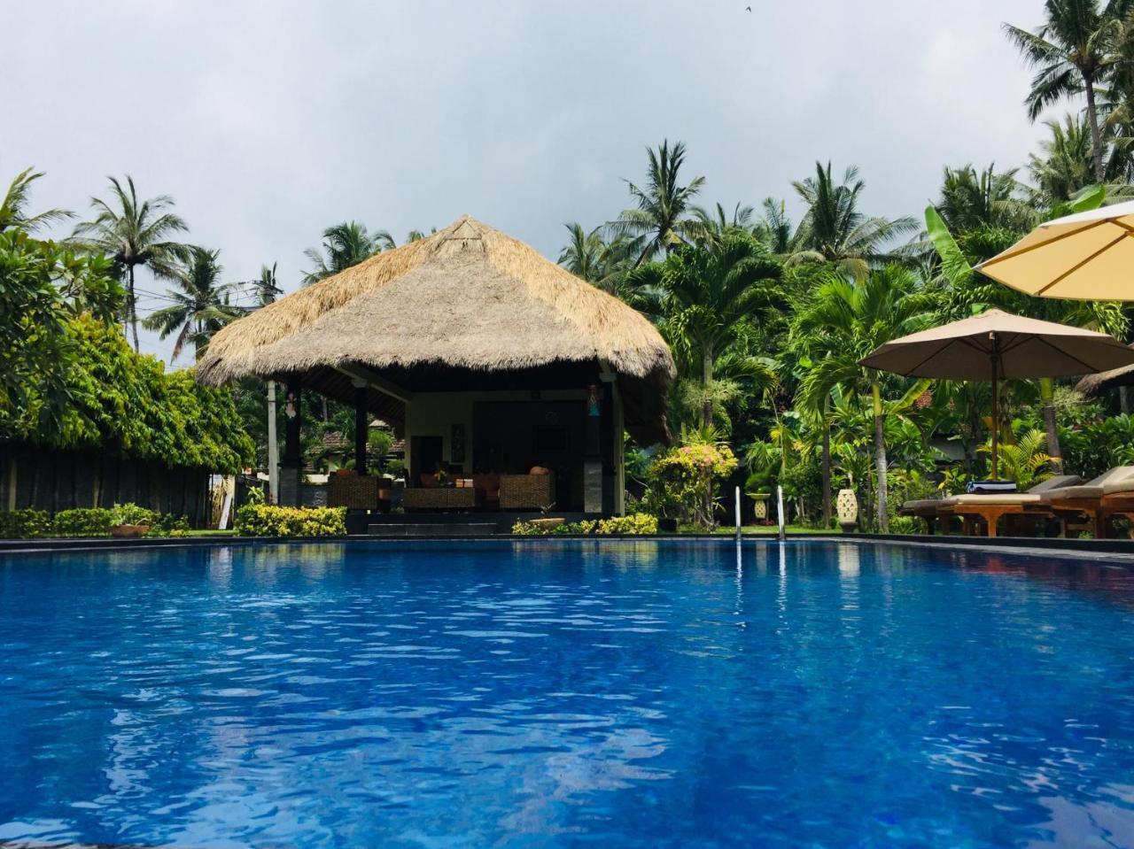 Hotel Mutiara Bali Candidasa Esterno foto
