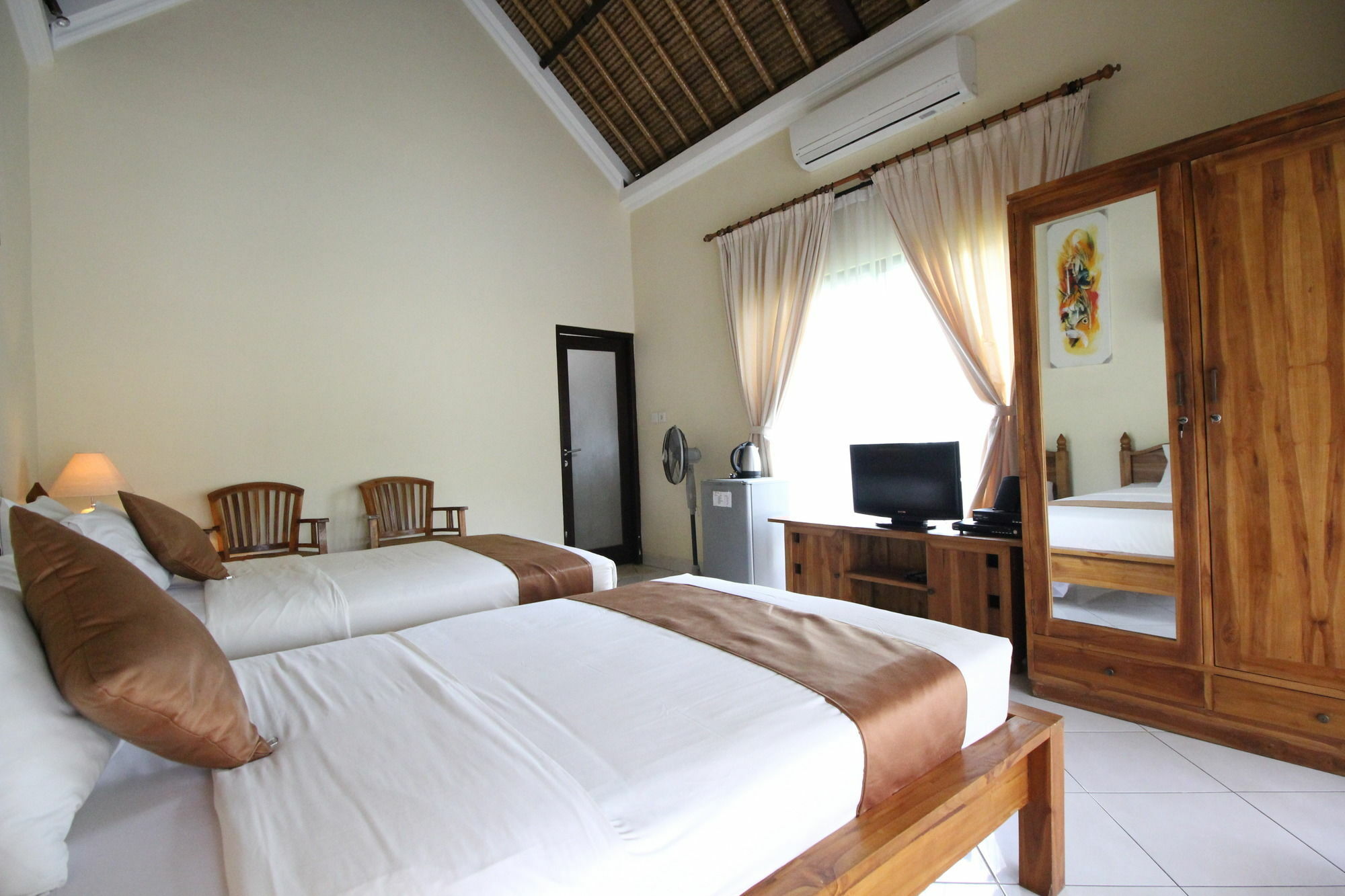 Hotel Mutiara Bali Candidasa Esterno foto